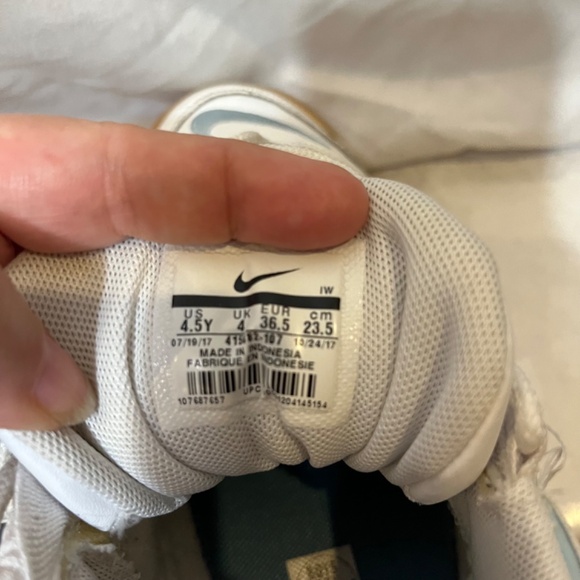 Nike Air More Uptempo Ocean Bliss White Aqua Gum 415082-107 Size 4.5Y (6 -6.5 W) - Picture 10 of 13